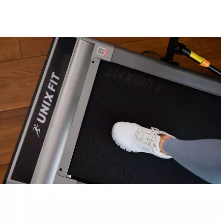 Беговая дорожка 
					UNIX Fit R-300C Grey